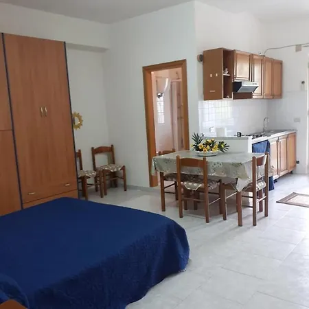 Lucia Apartament 公寓 *